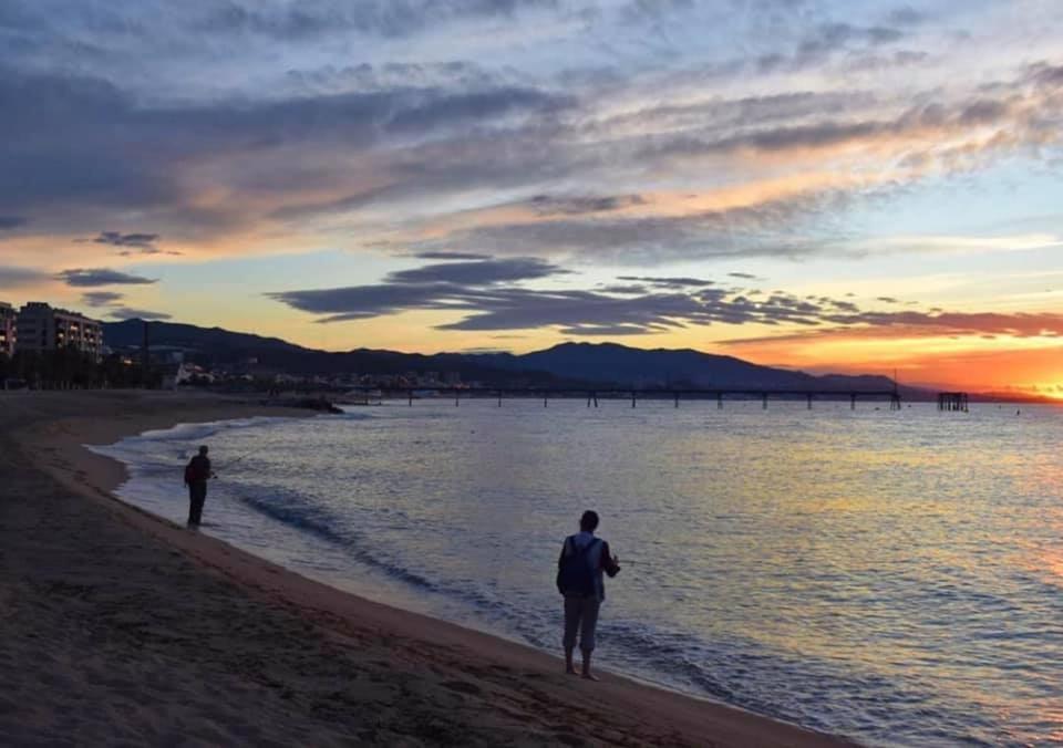 Casabala - Near The Beach And Barcelona Center Badalona Ngoại thất bức ảnh
